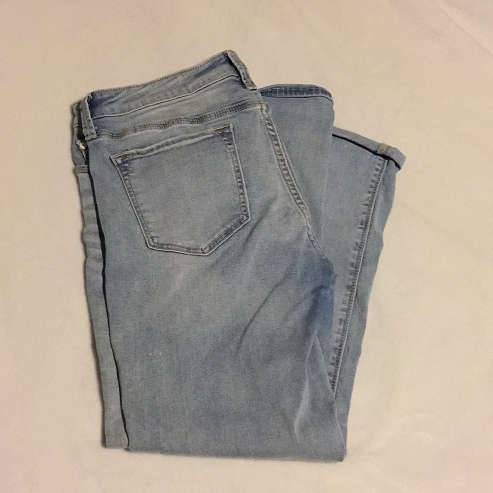 Comfortable light blue jeans